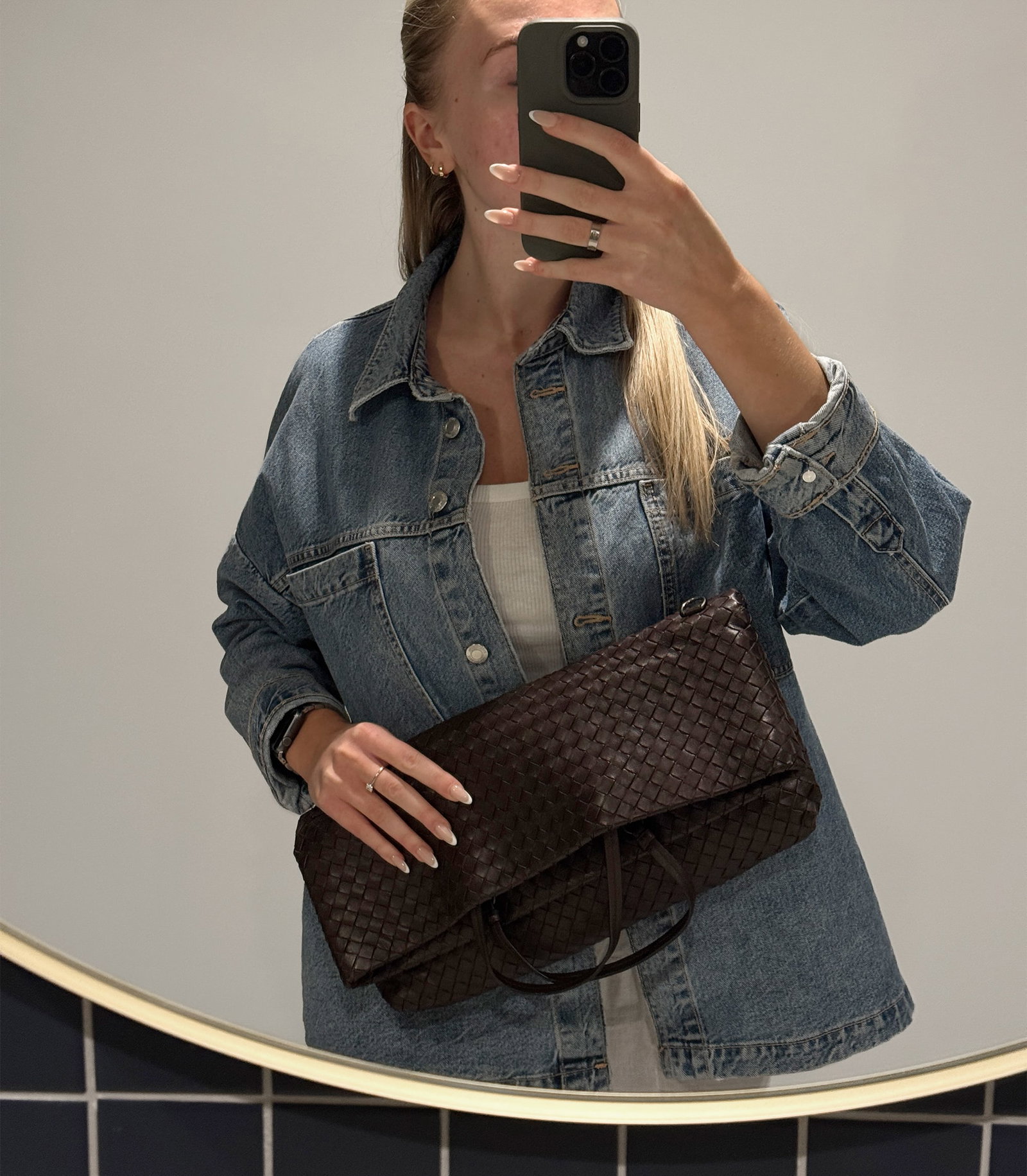 Bottega Veneta Brown Woven Calfskin Leather Intrecciato Tote - 2
