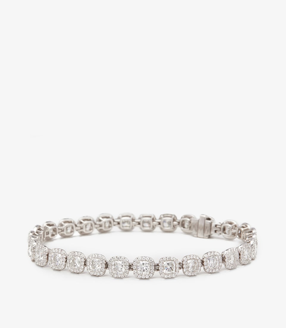 De Beers Cushion Cut Diamond 18ct White Gold Aura Bracelet (1 of 8)
