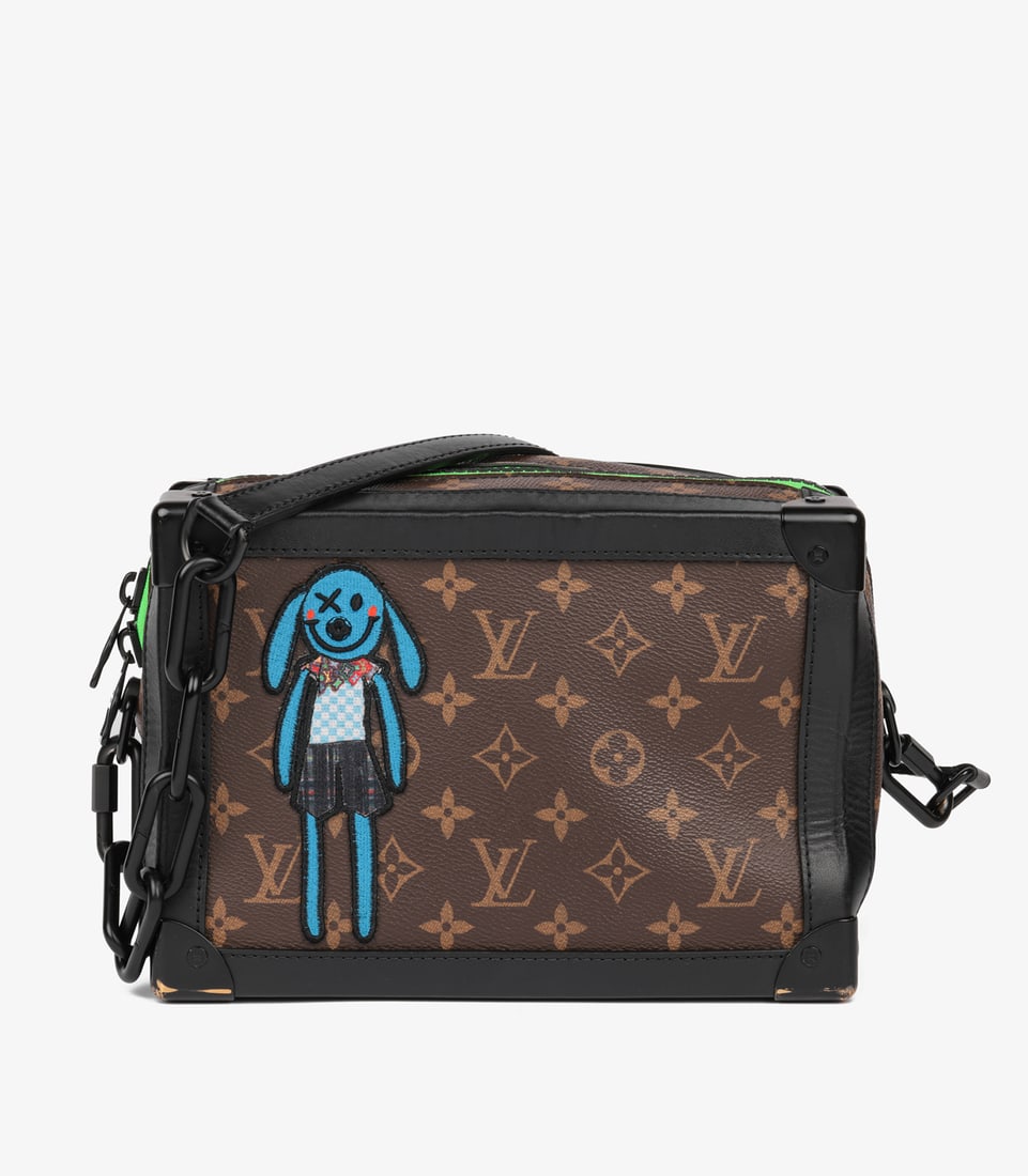 Louis Vuitton x Virgil Abloh Brown Monogram Coated Canvas & Black Calfskin Leather Zoooom with Fr...: Title: Louis Vuitton x Virgil Abloh Brown Monogram Coated Canvas & Black Calfskin Leather Zoooom with Frien Description: Louis Vuitton x Virgil Abloh Brown Monogram Coated Canvas &
