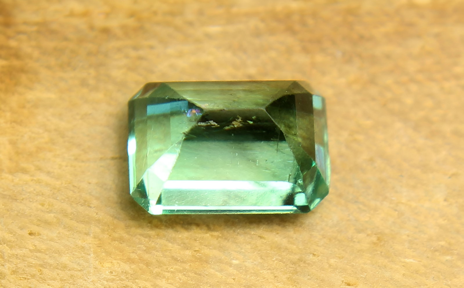 Emerald 1.07 Ct - 4