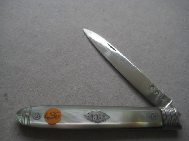 George III Mother of Pearl Hafted Double Duty Marked Silver Bladed Folding Fruit Knife (1 of 10)
