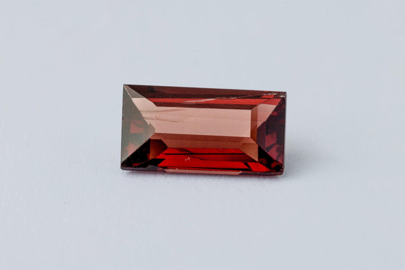 Spinel 1.15 Ct: Title: Spinel 1.15 Ct Description: Species: Natural Spinel Variety: Red Spinel Shape: Rectangular Step Measurements: 8.28x4.57x3.02mm Colour: Red Comment: