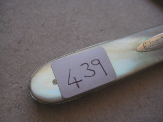 Rare London Hallmarked Mother of Pearl Hafted Silver Bladed Folding Fruit Knife - 4