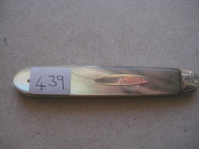Rare London Hallmarked Mother of Pearl Hafted Silver Bladed Folding Fruit Knife - 9