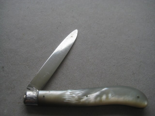 Victorian Mother of Pearl Hafted Silver Bladed Folding Fruit Knife - 2