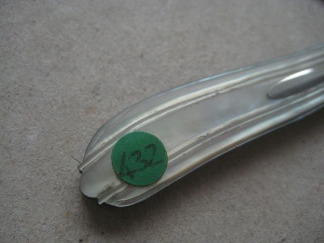 Victorian Mother of Pearl Hafted Matching Silver Bladed Folding Fruit Knife and Folding Fork - 14