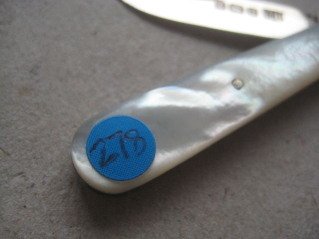 George V Mother of Pearl Hafted Silver Bladed Folding Fruit Knife - 3