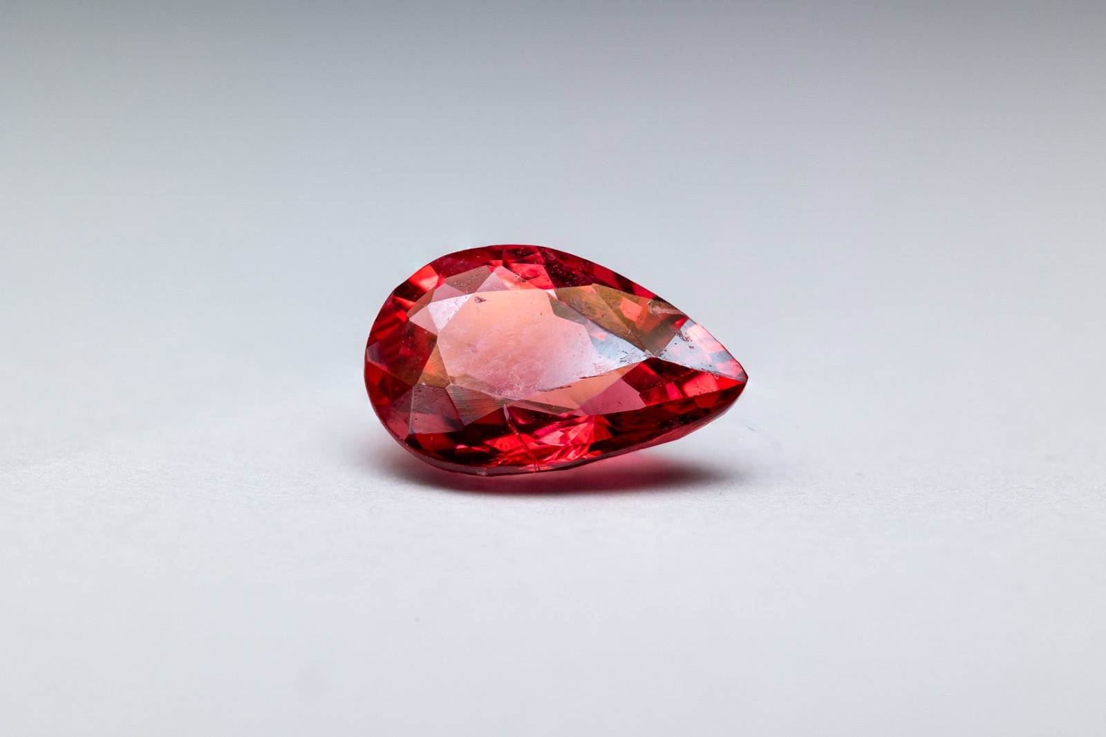 Spinel 1.07Ct - 3