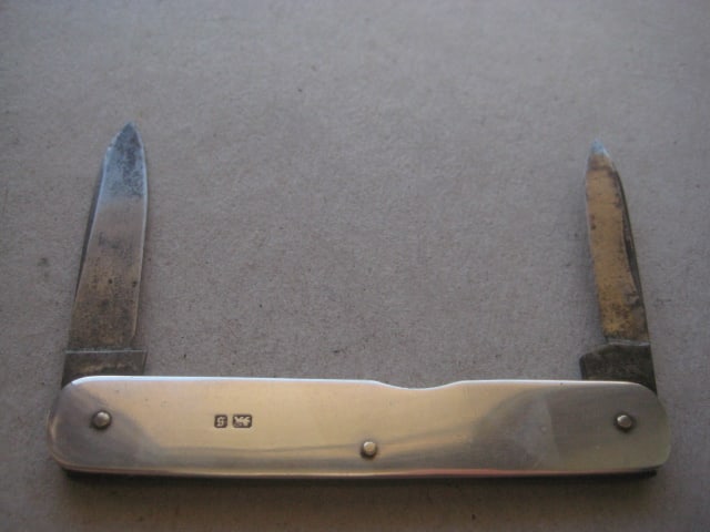 George V Silver Hafted Twin Steel Bladed Folding Penknife - 2