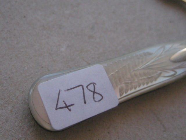 Victorian Mother of Pearl Hafted Silver Bladed Folding Fruit Fork - 4