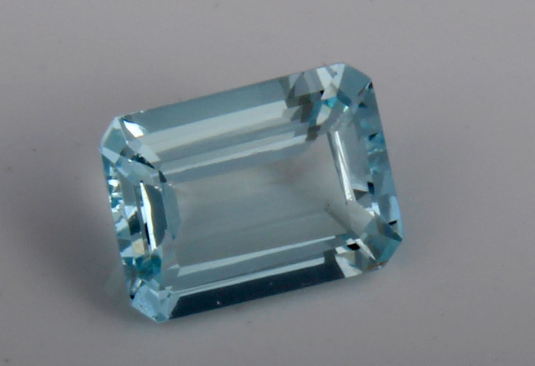 Aquamarine, 1.89 Ct - 3