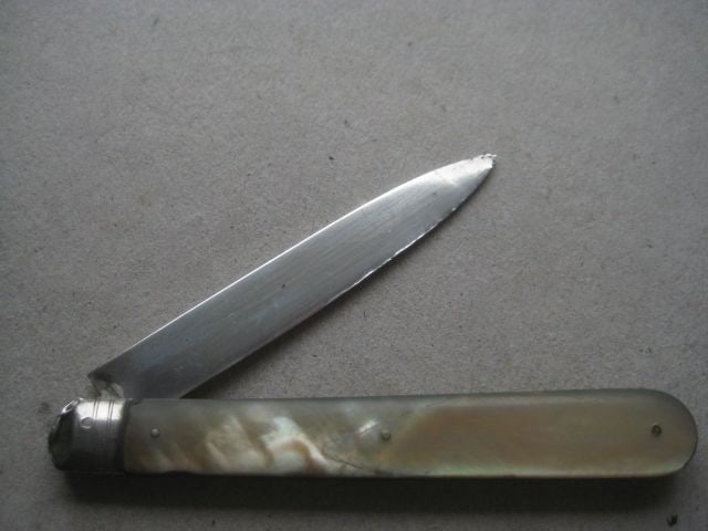 Victorian Mother of Pearl Hafted Silver Bladed Folding Fruit Knife - 2