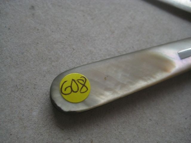 Victorian Mother of Pearl Hafted Silver Bladed Folding Fruit Knife - 3
