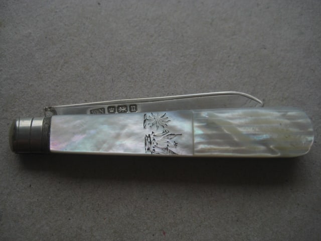George V Mother of Pearl Hafted Silver Bladed Folding Fruit Knife - 10