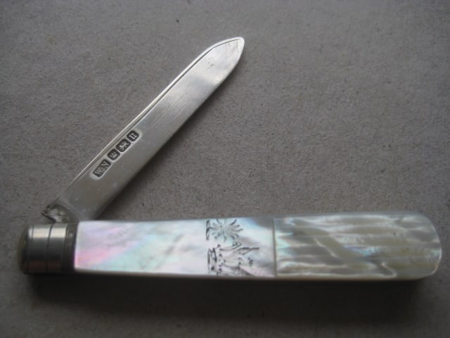 George V Mother of Pearl Hafted Silver Bladed Folding Fruit Knife - 2