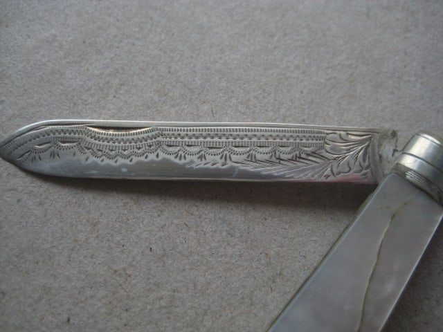 George V Mother of Pearl Hafted Silver Bladed Folding Fruit Knife - 6