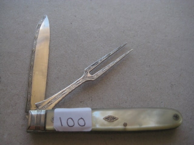 Rare George III Mother of Pearl Hafted Slotting Silver Bladed Folding Fruit Knife and Folding For... - 2