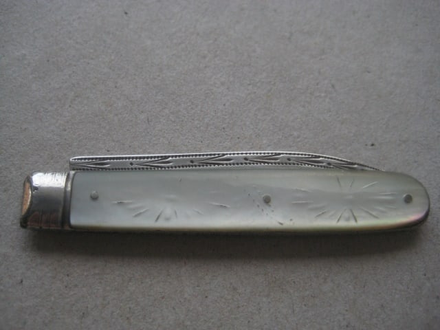 William IV Mother of Pearl Hafted Silver Bladed Folding Fruit Knife - 11