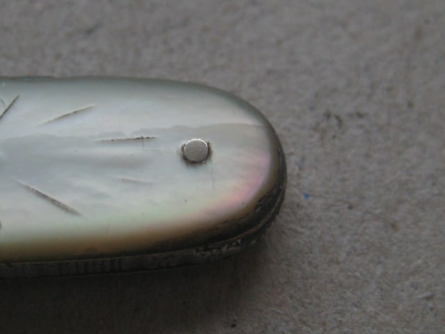 William IV Mother of Pearl Hafted Silver Bladed Folding Fruit Knife - 3