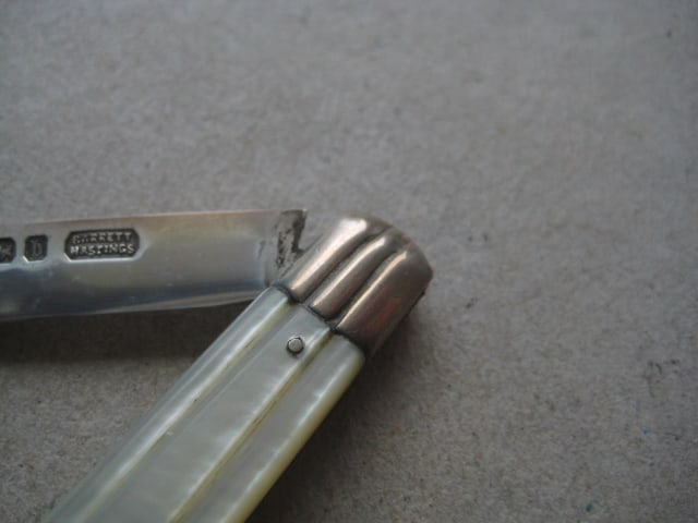 Victorian Mother of Pearl Hafted Silver Bladed Folding Fruit Knife - 4