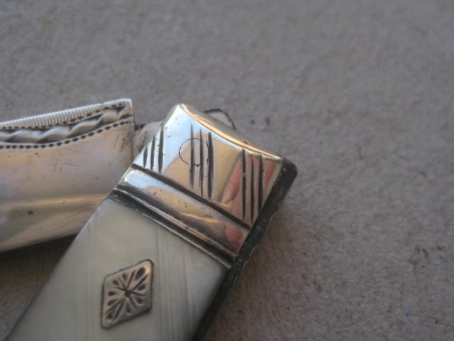 George III Mother of Pearl Hafted Silver Bladed Folding Fruit Knife - 6