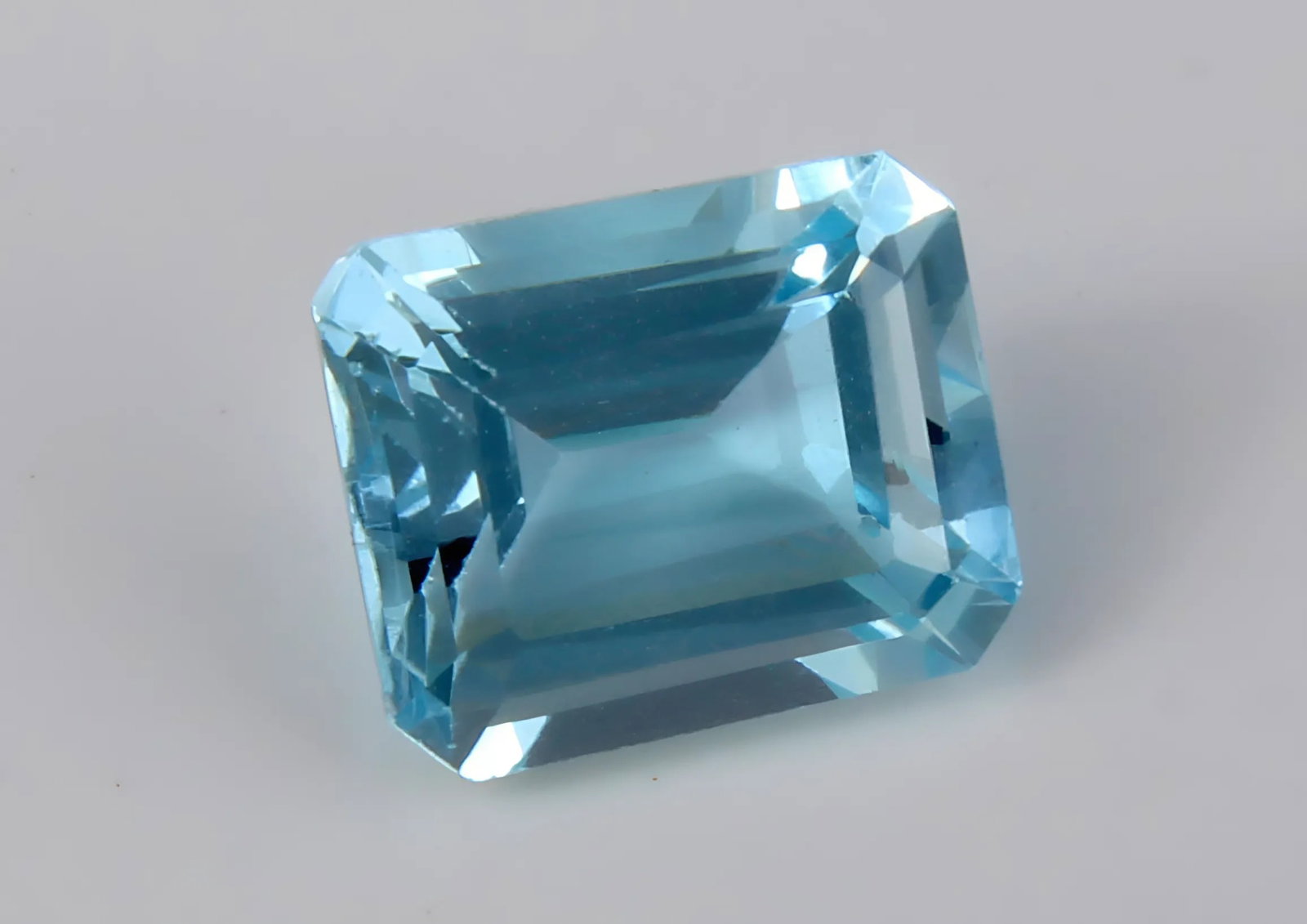 Aquamarine, 1.89 CT - 4