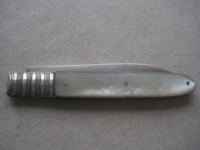 George III Mother of Pearl Hafted Silver Bladed Folding Fruit Knife - 10