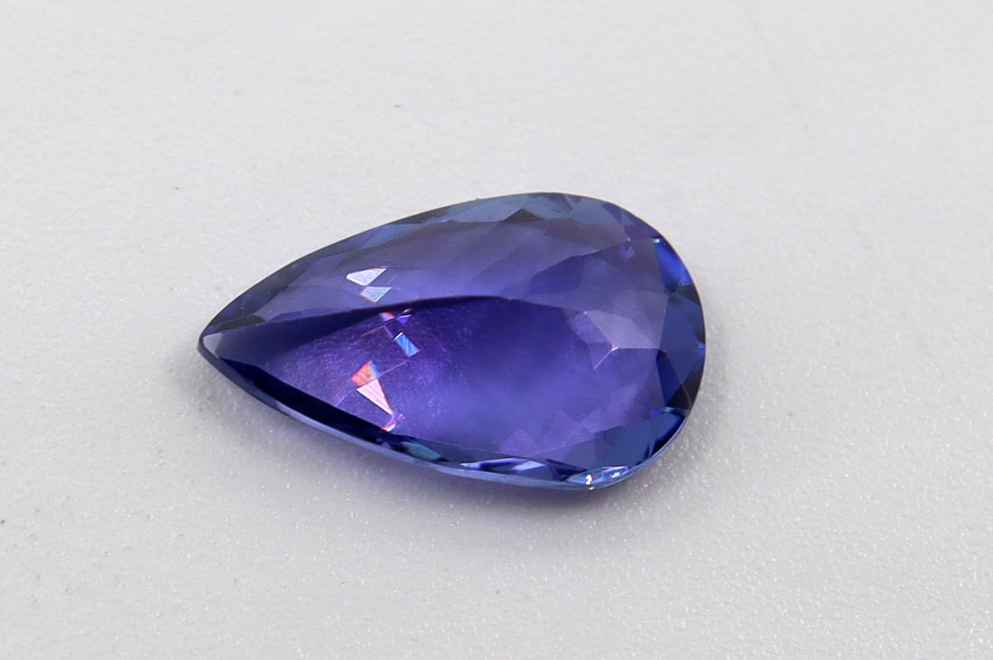 Tanzanite, 2.19 Ct - 6