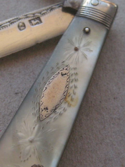 Rare George III Mother of Pearl Hafted Silver Bladed Folding Fruit Knife - 5