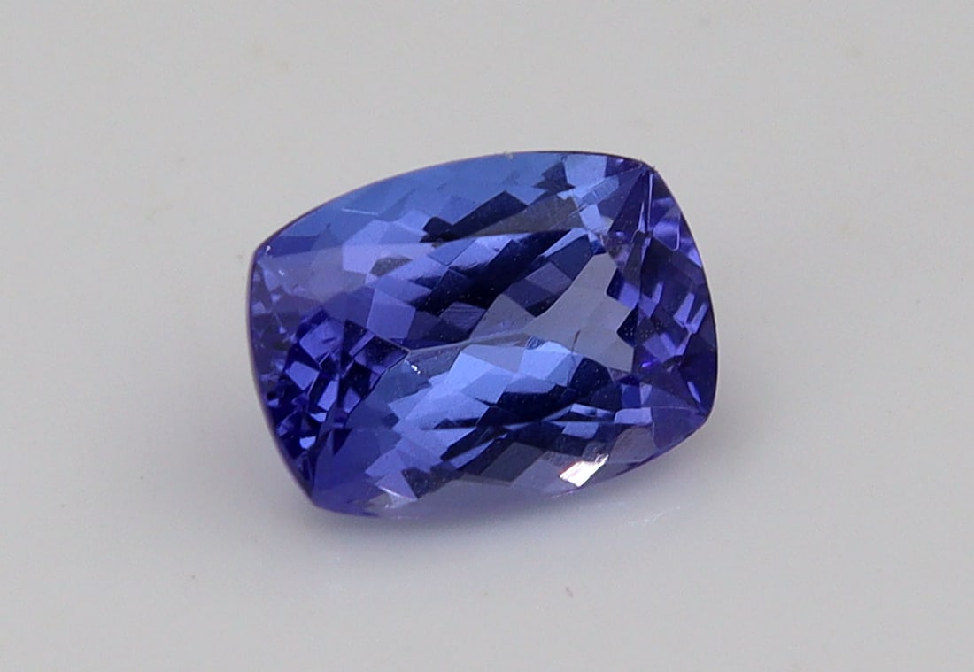 Tanzanite, 1.59 Ct - 2