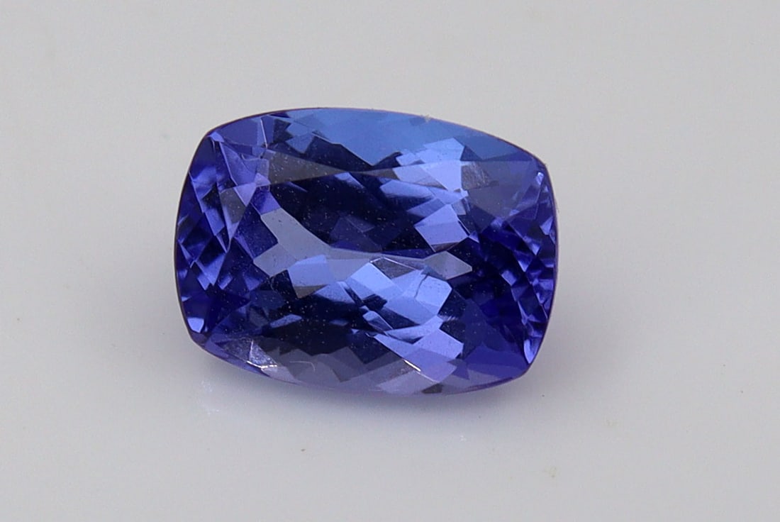 Tanzanite, 1.59 Ct - 3