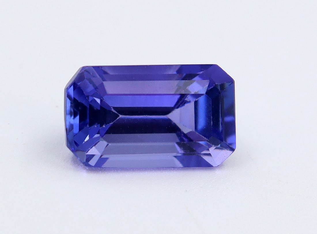 Tanzanite, 2.97 Ct: Title: Tanzanite, 2.97 Ct Description: Species: Zoisite Variety: Tanzanite Shape: Emerald Cut Measurements: 10.50x6.22x5.33mm Colour: Bluish Violet 