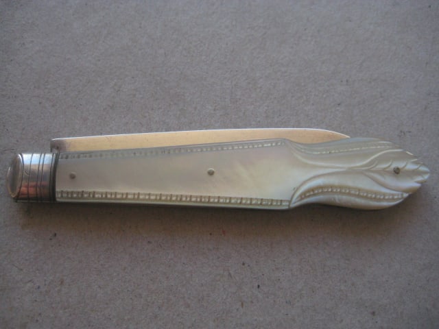 Victorian Mother of Pearl Hafted Silver Bladed Folding Fruit Knife - 9