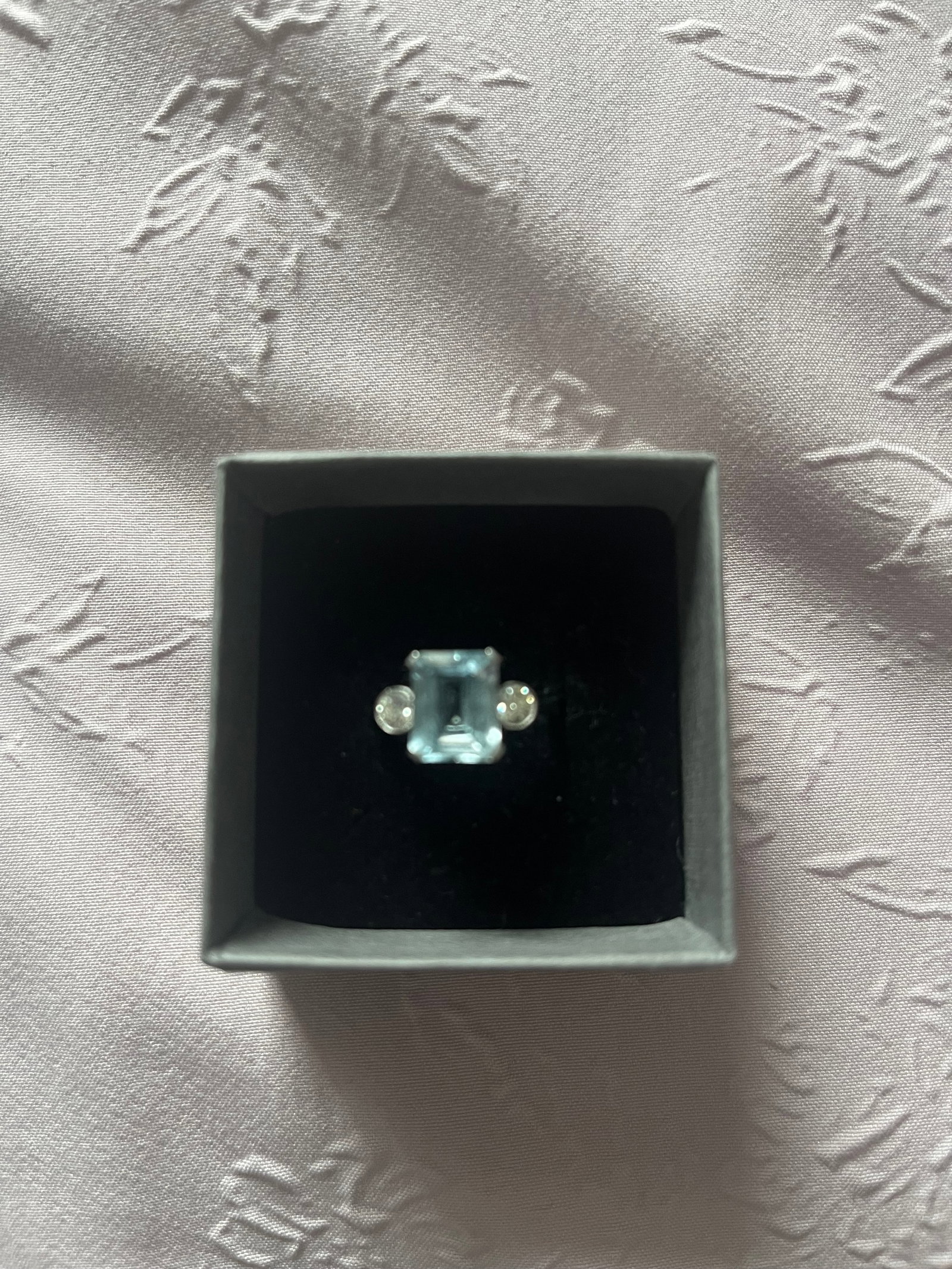 Platinum Aquamarine & Diamond Ring - 10