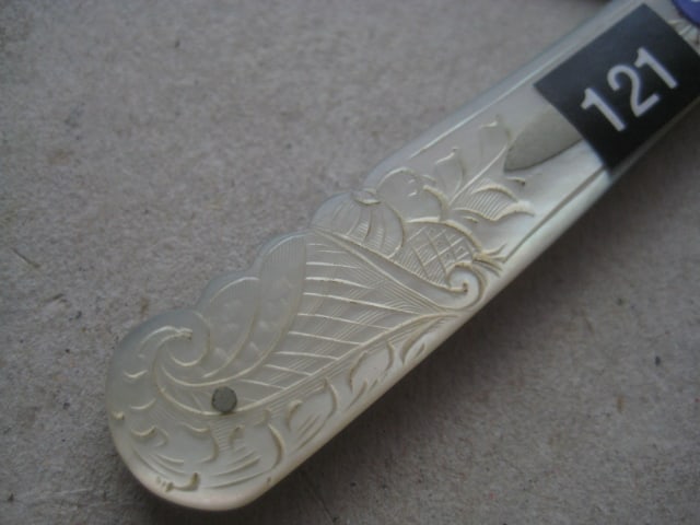 George V Mother of Pearl Hafted Silver Bladed Folding Fruit Knife - 3