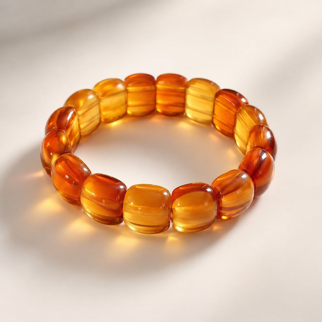 Amber Style Stretch Bracelet – Warm Honey & Cognac Tones: Title: Amber Style Stretch Bracelet – Warm Honey & Cognac Tones Description: Elegant stretch bracelet featuring large translucent beads in rich honey, caramel, and cognac tones. The