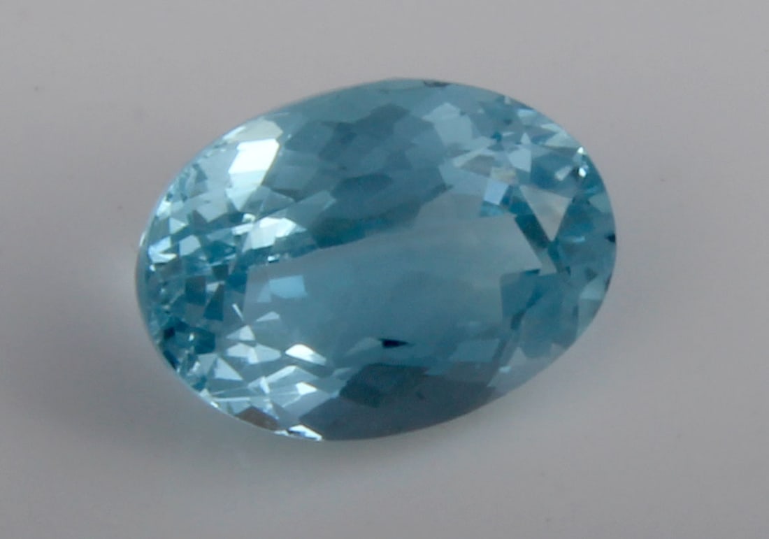 Aquamarine, 2.30 CT - 2