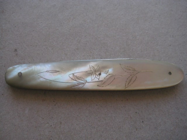 Victorian Mother of Pearl Hafted Silver Bladed Folding Fruit Knife - 13