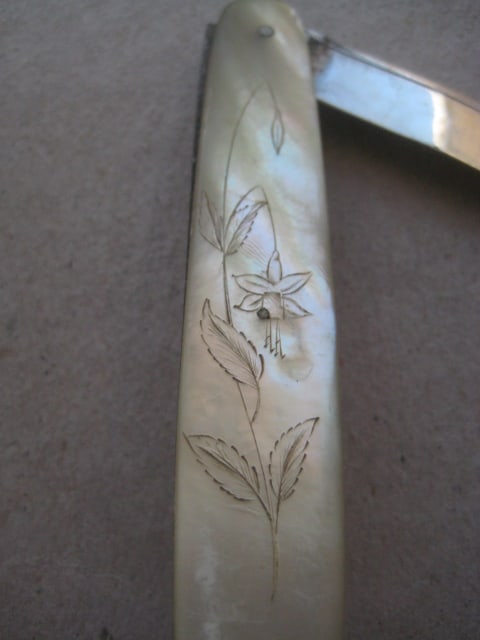 Victorian Mother of Pearl Hafted Silver Bladed Folding Fruit Knife - 9