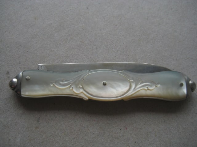 Victorian Mother of Pearl Hafted Silver Bladed Folding Fruit Knife - 10