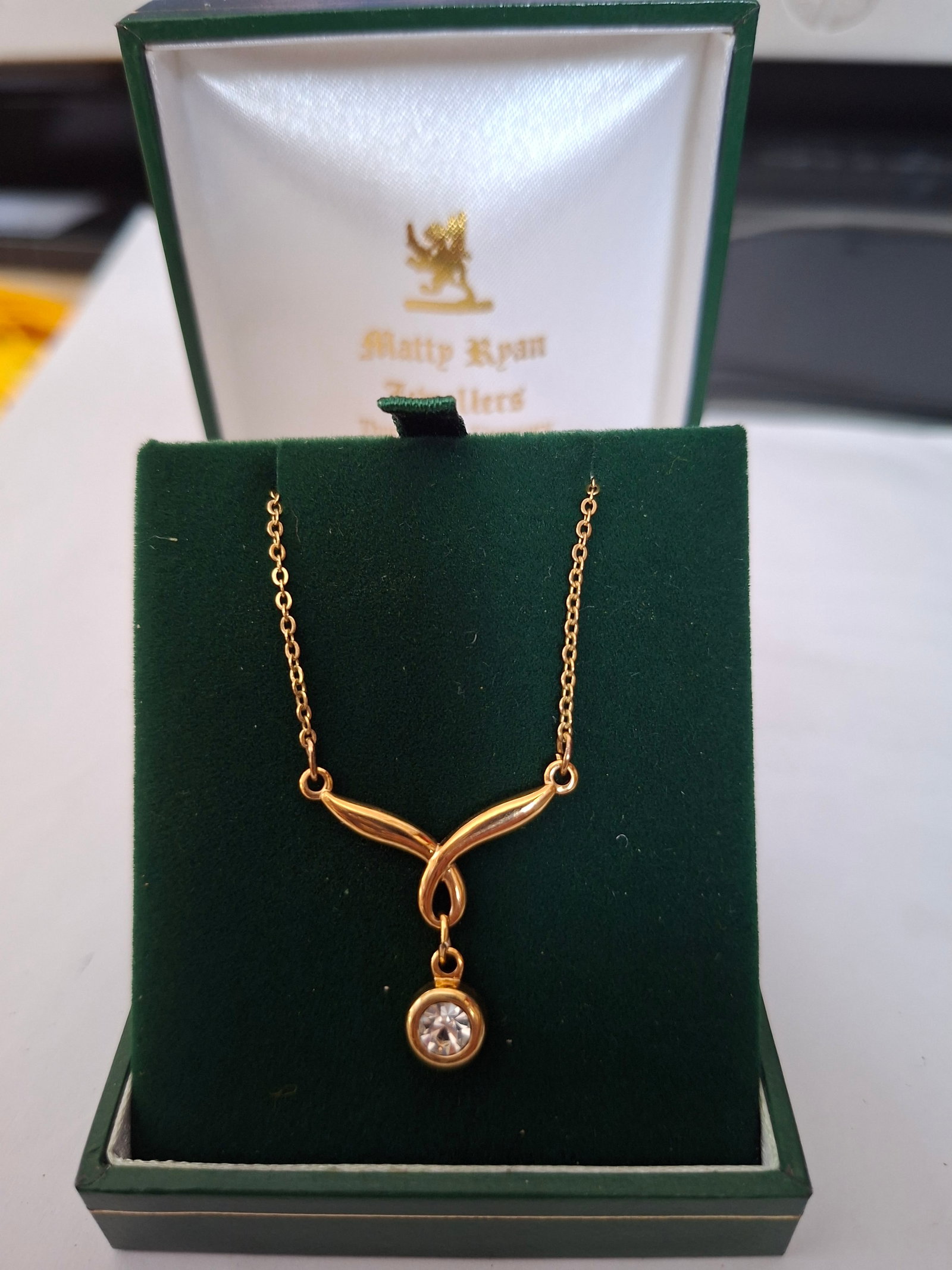 Golden Tone Chain and Pendant With Cubic Zirconia Stone - 3