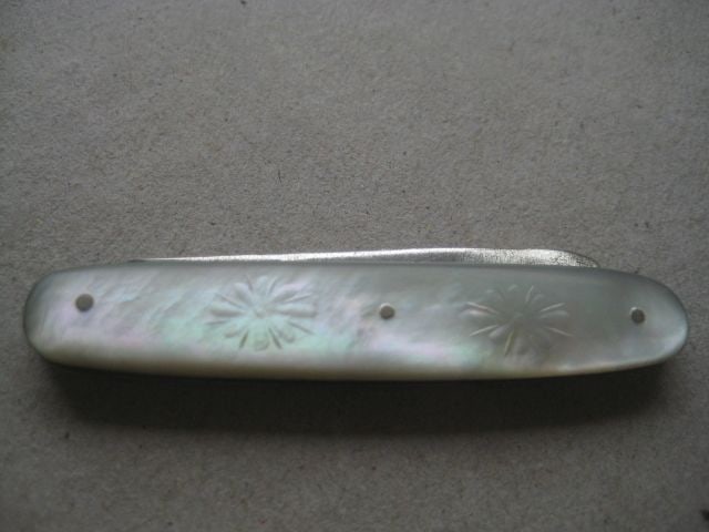 Victorian Mother of Pearl Hafted Silver Bladed Folding Fruit Knife - 10