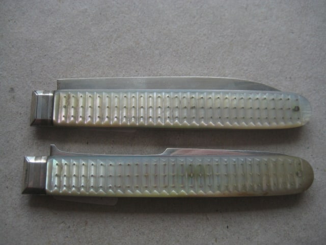 Rare George III Matching Mother of Pearl Hafted Silver Bladed Folding Fruit Knife and Fork - 12
