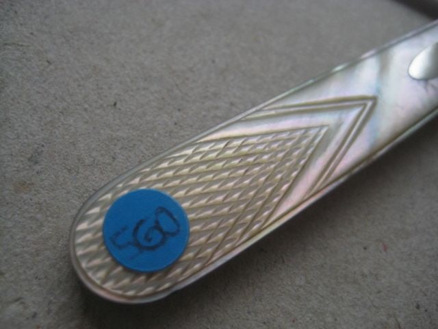 Victorian Mother of Pearl Hafted Silver Bladed Folding Fruit Knife - 3