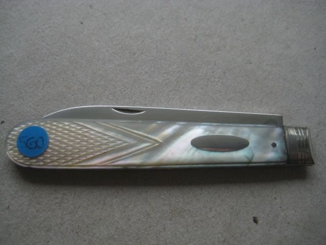 Victorian Mother of Pearl Hafted Silver Bladed Folding Fruit Knife - 8