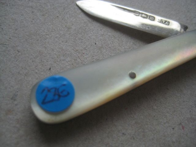 George V Mother of Pearl Hafted Silver Bladed Folding Fruit Knife - 3