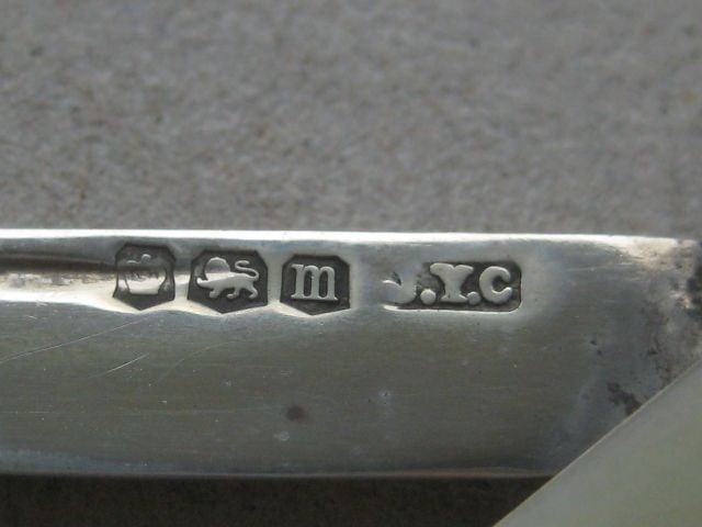 George V Mother of Pearl Hafted Silver Bladed Folding Fruit Knife - 4