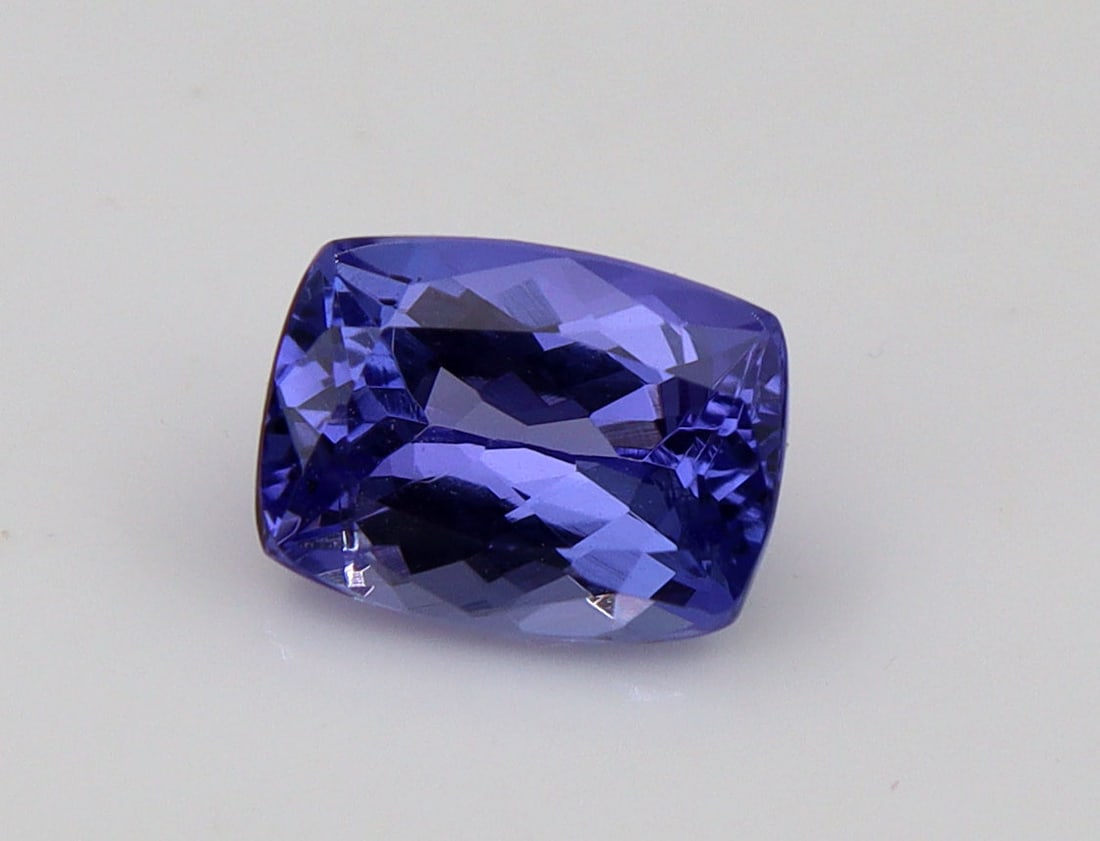 Tanzanite, 1.66 Ct - 3