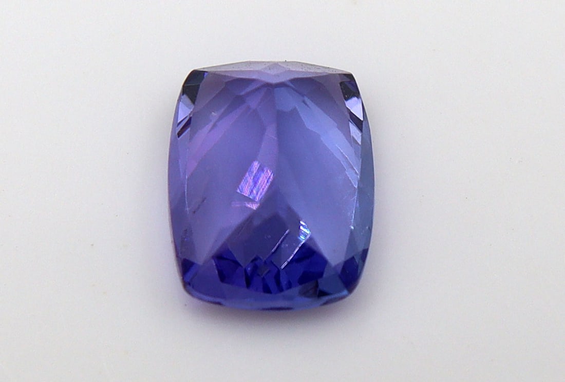 Tanzanite, 1.66 Ct - 4