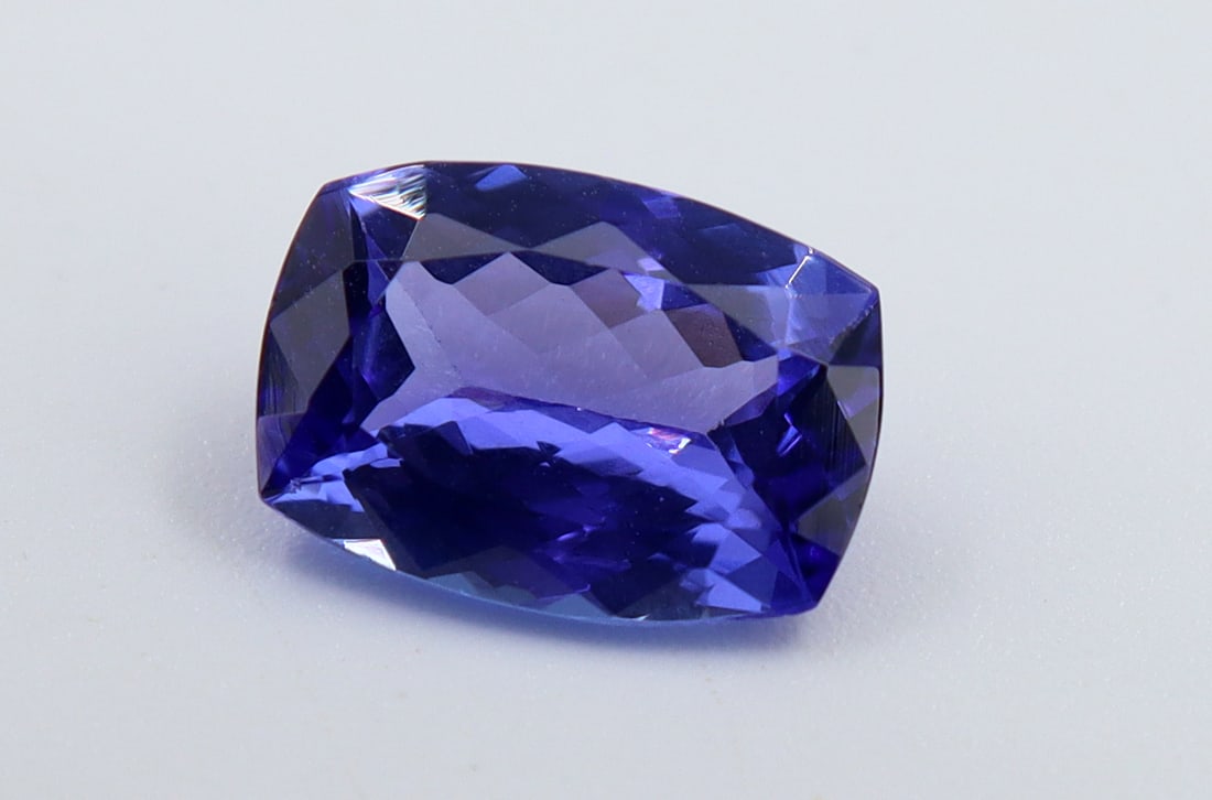 Tanzanite, 2.37 Ct - 3